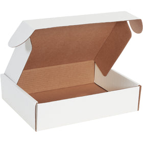 Protect your brand with professional white deluxe literature mailers featuring protective side flaps and self-locking front tabs. Sized 12 1/8" x 9 1/4" x 3", these ECT-32-B corrugated mailers assemble in seconds‚no tape, glue, or staples required. Shipped as a 50-pack bundle for cost-effective, high-volume mailing.