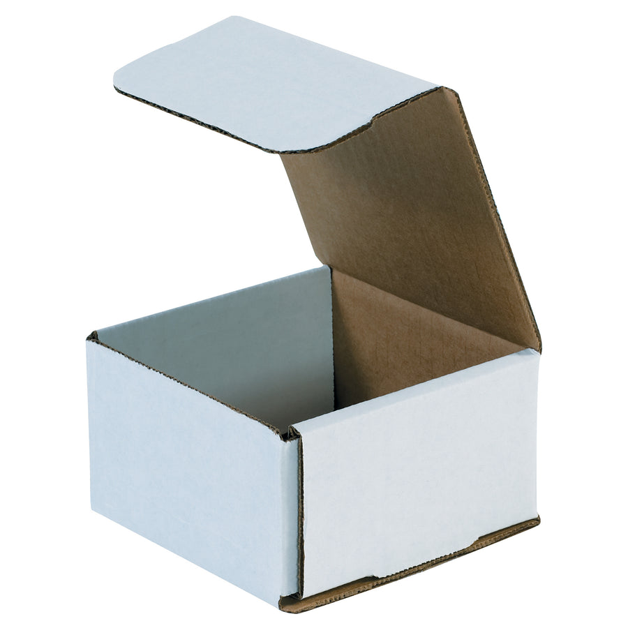 Ship small, lightweight items with confidence using these ECT-32-B white corrugated mailers. One-piece fold-and-tuck design eliminates tape, glue, and staples while providing double-wall crush protection on front and sides. Bundle of 50 mailers reduces per-unit cost and maximizes freight efficiency.
