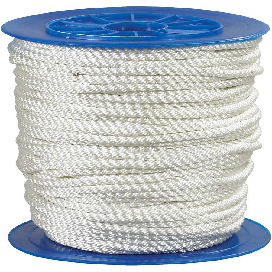 Heavy-duty 3/8" white nylon rope delivers 3,240 lb tensile strength in a 600' case. Built to resist abrasion, chemicals, and marine organisms for extended working life. Ideal for general-purpose securing, tying, and fastening in industrial, marine, and outdoor applications.