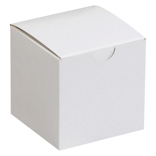 Case of 100 white fibreboard gift boxes (3x3x3