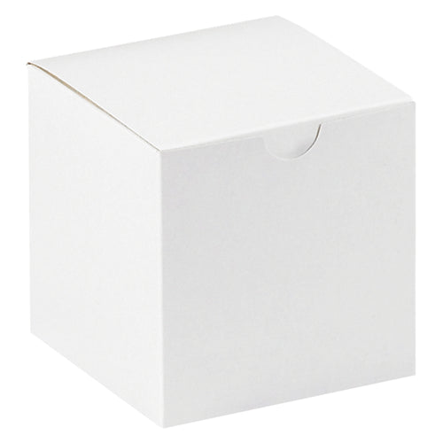 Move retail goods and gifts faster with these 4x4x4 white fibreboard boxes. One-piece construction sets up in seconds with no assembly required. Ships and stores flat‚100 boxes per case means maximum efficiency and minimum warehouse footprint.