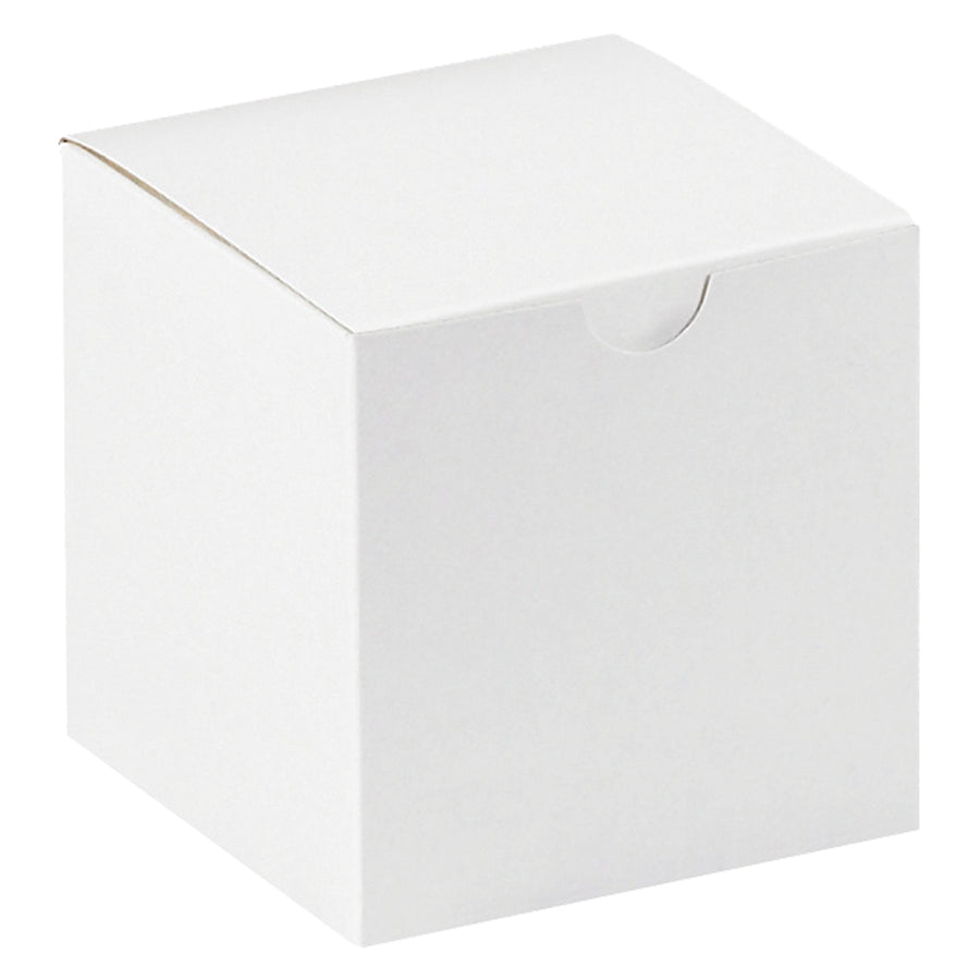 Move retail goods and gifts faster with these 4x4x4 white fibreboard boxes. One-piece construction sets up in seconds with no assembly required. Ships and stores flat–100 boxes per case means maximum efficiency and minimum warehouse footprint.