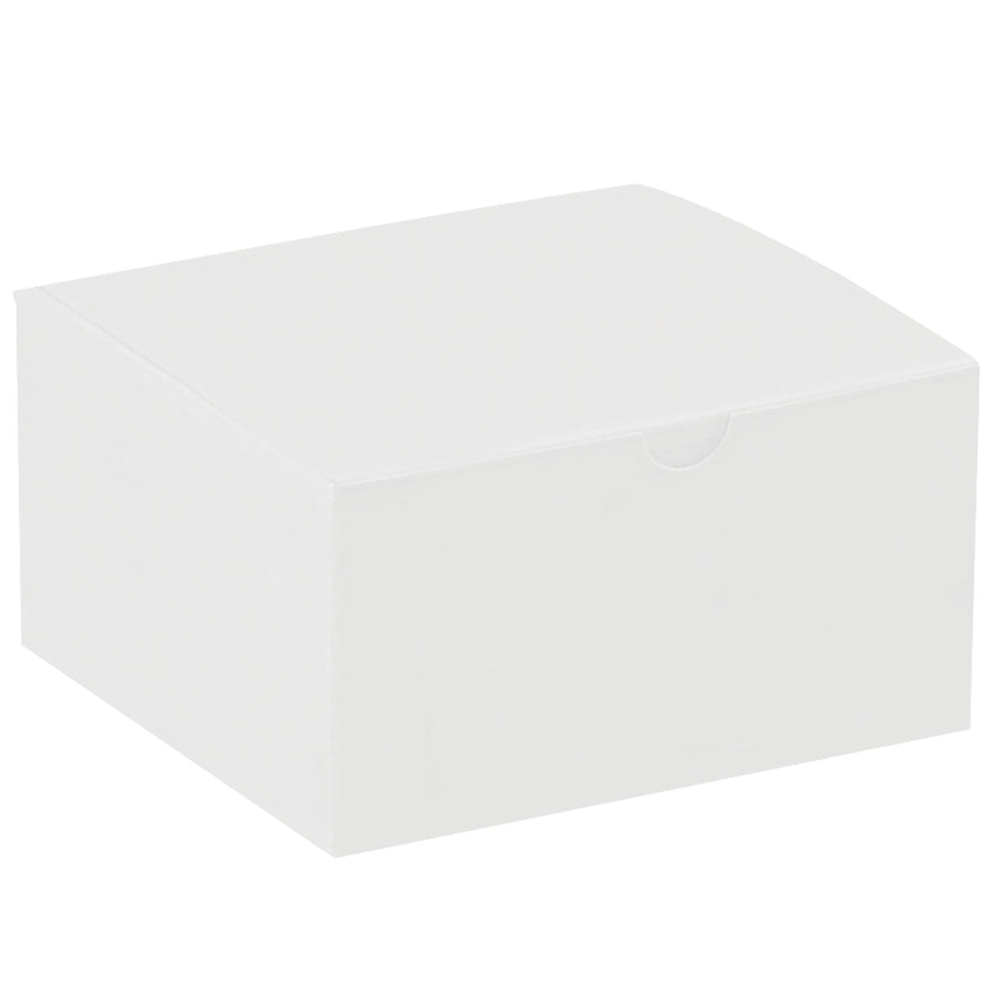 Ship-smart white gift boxes in convenient 5" x 5" x 3" dimensions–100 per case. Fibreboard construction with one-piece setup saves assembly time and storage space. Gray interior contrasts with clean white exterior for professional presentation.