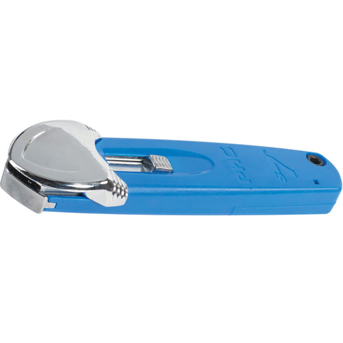 The S7¬Æ Premium Safety Cutter Utility Knife is a 3-in-1 ambidextrous tool designed for high-volume warehouse and shipping room operations. Its blunt safety tip blade prevents puncture wounds and merchandise damage while delivering efficient carton cutting, tape splitting, and tray display cutting. Each case includes 12 knives with SP-017 safety blades for immediate productivity.