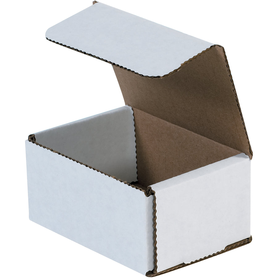 Ship small items with confidence using these ECT-32-B white corrugated mailers. One-piece fold-and-tuck construction delivers double-wall crush protection on front and sides‚no tape, glue, or staples required. Save time and reduce per-unit shipping costs with 50 mailers per bundle.