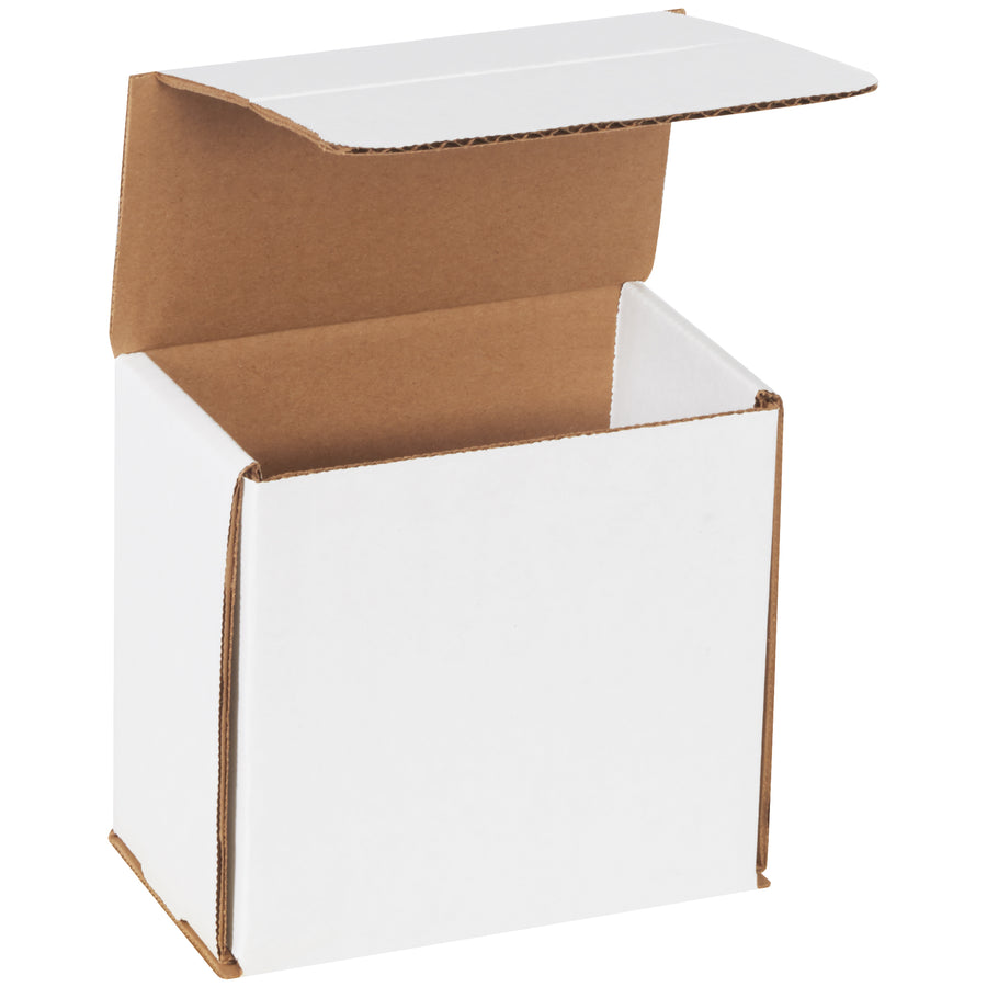Ship small items with confidence using these ECT-32-B white corrugated mailers. One-piece fold-and-tuck design requires no tape, glue, or staples‚assemble in seconds and reduce fulfillment labor. Crush-resistant double walls on front and sides protect fragile contents while keeping postage costs low. 50-pack bundle.