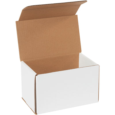 ECT-32-B white corrugated mailers designed for lightweight e-commerce and fulfillment operations. One-piece fold-and-tuck design eliminates tape, glue, and staples while delivering double-wall crush protection on front and sides. Bundle of 50 units reduces per-unit cost and improves freight efficiency.