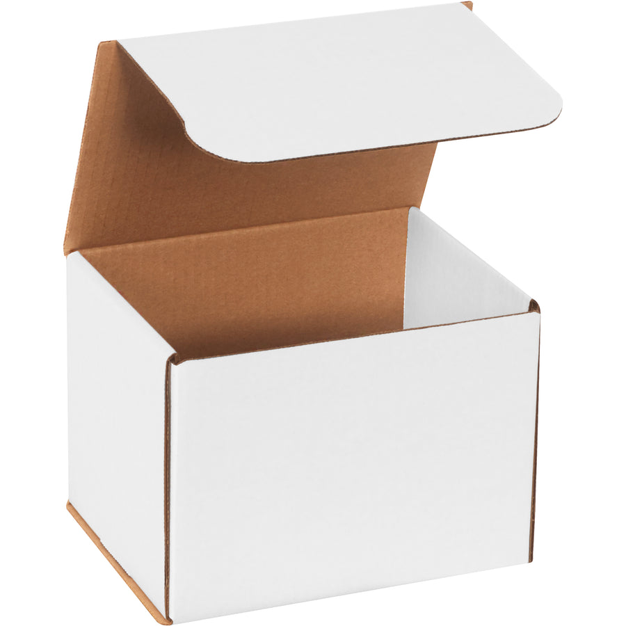 Lightweight ECT-32-B white corrugated mailers engineered for small package shipping. One-piece fold-and-tuck design with double-wall crush protection on front and sides‚no tape, glue, or staples required. 8x6x6" dimensions, sold 50 per bundle for maximum volume savings.