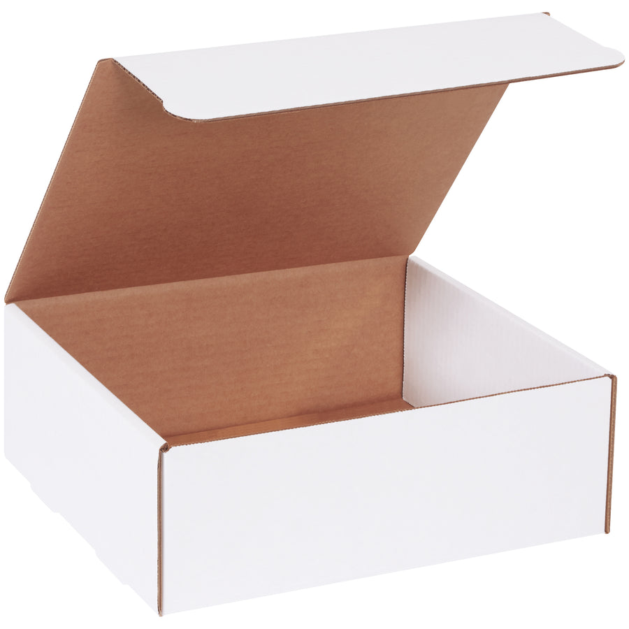 Professional white literature mailers sized at 11" x 10" x 4" with ECT-32-B corrugated construction deliver crush-resistant protection for your marketing materials and product inserts. Self-sealing tabs require no additional supplies‚assemble and ship in seconds. Bundle of 50 cartons per pack.