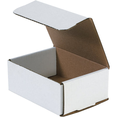 Ship small packages with confidence using these ECT-32-B white corrugated mailers. One-piece fold-and-tuck design requires no tape, glue, or staples‚assembly takes seconds. Double-wall crush-resistant construction protects contents while keeping freight costs low. 50-box bundle optimized for high-volume fulfillment operations.