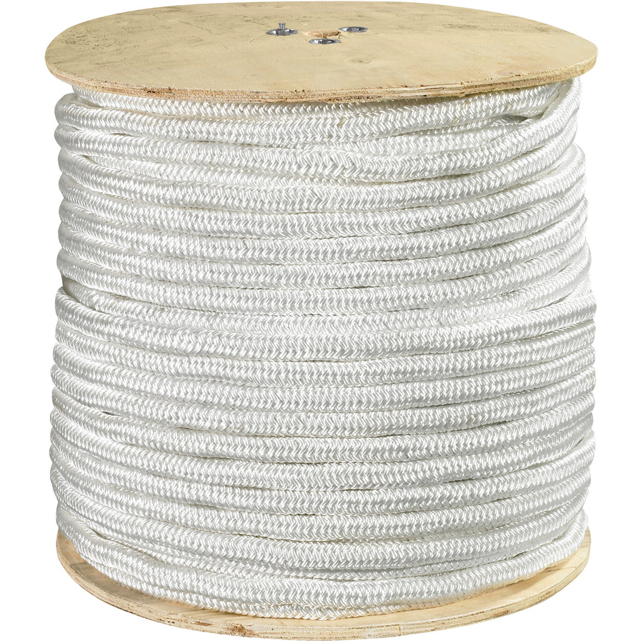 Heavy-duty 1/2" white double braided nylon rope delivers 6500 lb tensile strength in a convenient 600' coil. Built for shock loading and splice applications with superior abrasion, sunlight, and chemical resistance. One case per order‚ready to ship.