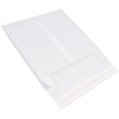 Ship bulky items with confidence using these 16x12x4 white Tyvek expandable envelopes. Constructed from durable 18 lb. olefin, they're 10 times stronger than paper and feature self-sealing closures for quick, compliant shipping. 50 per case‚the industrial packaging solution that protects your products and your bottom line.